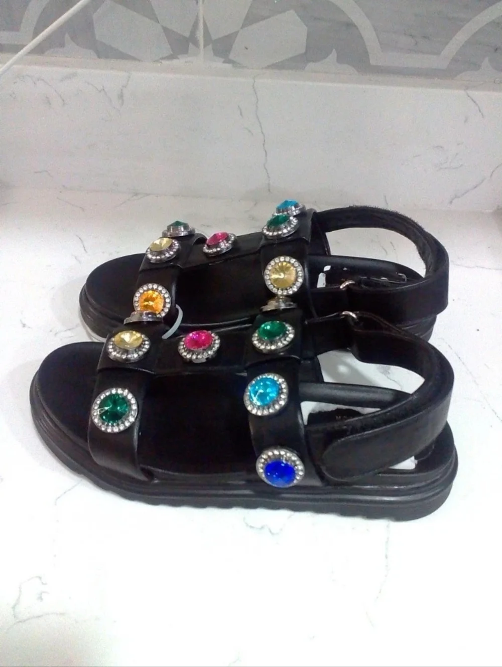 Kurt Geiger Orson Crystal Sandals Rainbow Metallic Big Kids Size 3